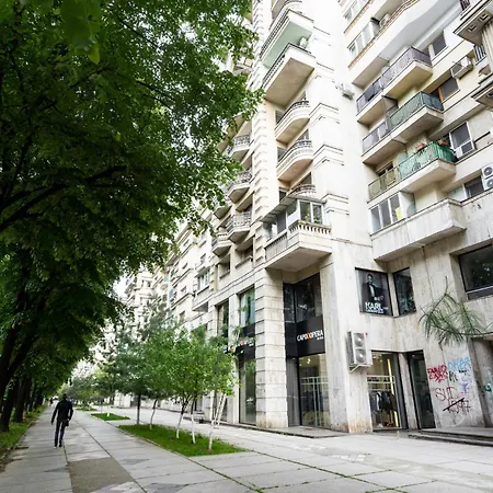 Lazy's Haven - Central With Balcony Apartamento *