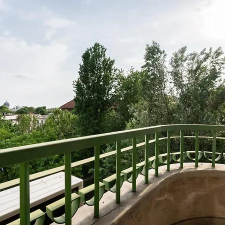 Apartamento Lazy's Haven - Central With Balcony